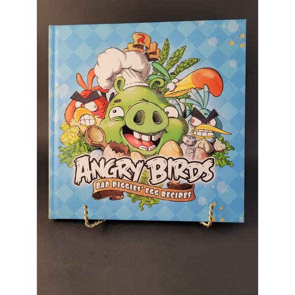 ANGRY BIRDS Bad Piggies Egg Recipes Book Hardcover 2011 Kirjat Oy - Picture 1 of 3
